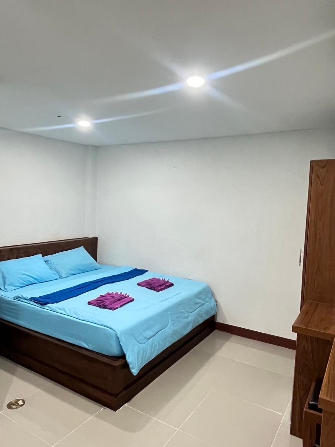 Tanyaporn House Hotel Хаад Рин Екстериор снимка